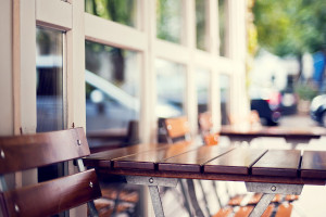 AI的“火眼金睛”：电竞数据报告里的隐形优势